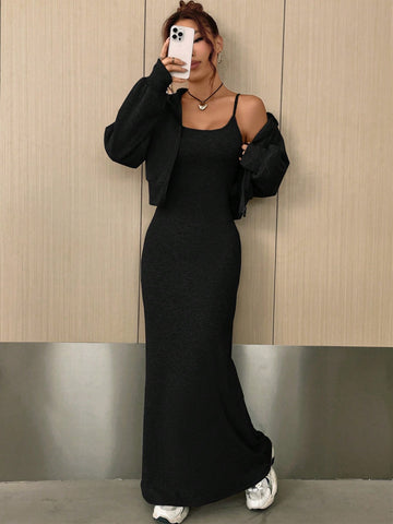 DRESS WITH HODDIE_ BLACK