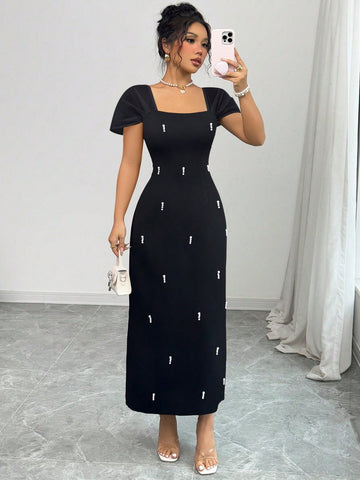 Square Neck Dress With Pearls _Black