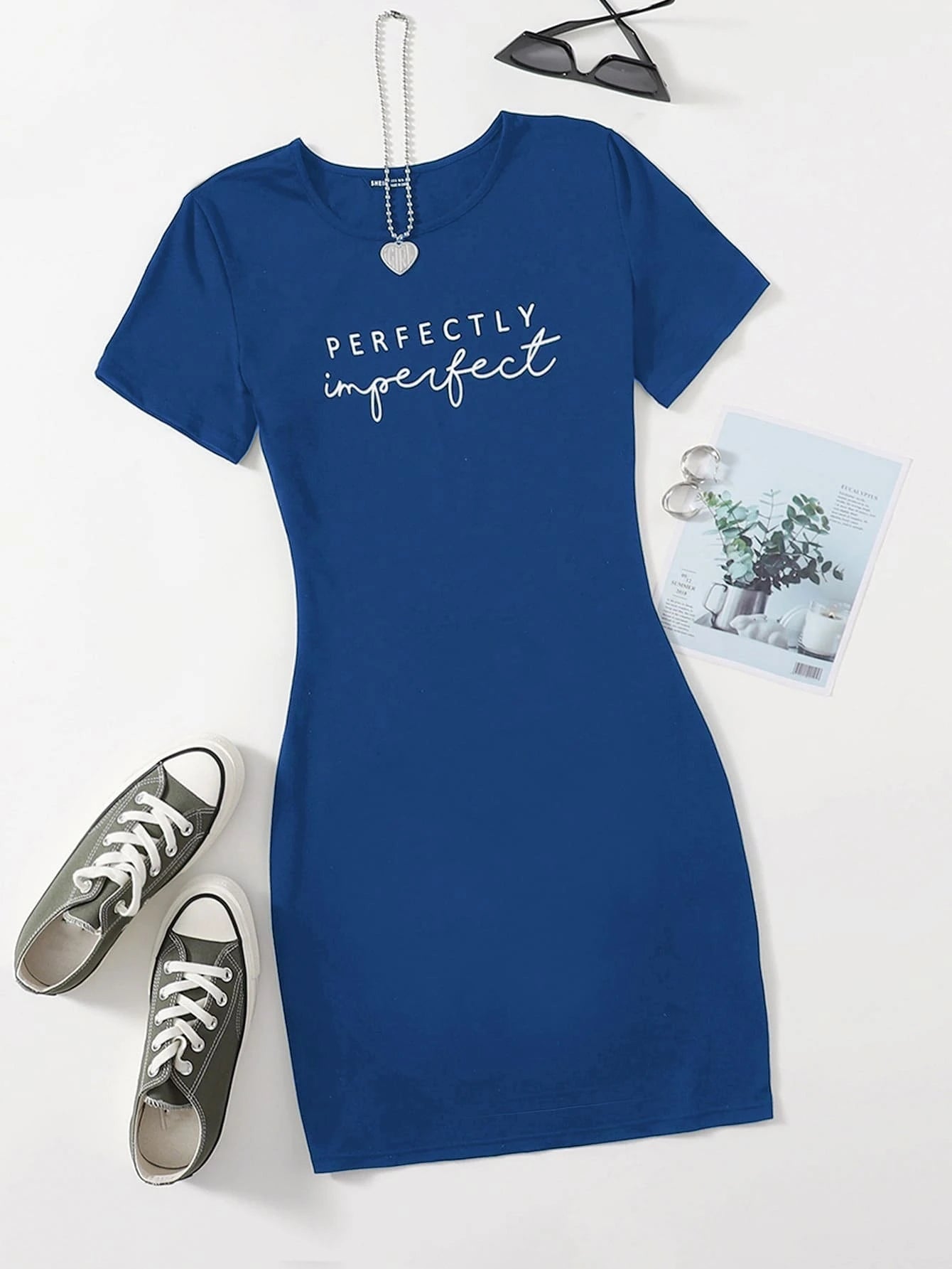 Letter Graphic Bodycon Dress_Blue