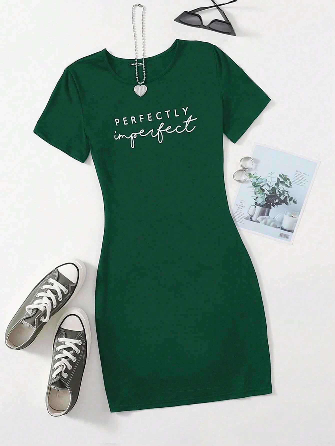 Letter Graphic Bodycon Dress_Green