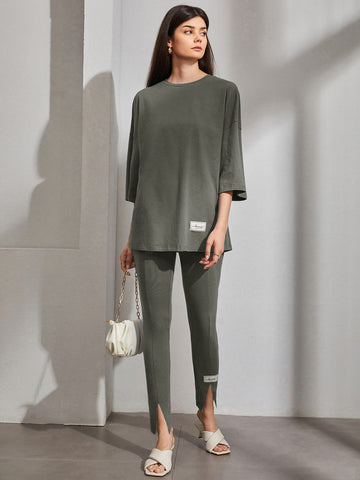 Letter Patch Detail Tee & Slit Hem _ Grey