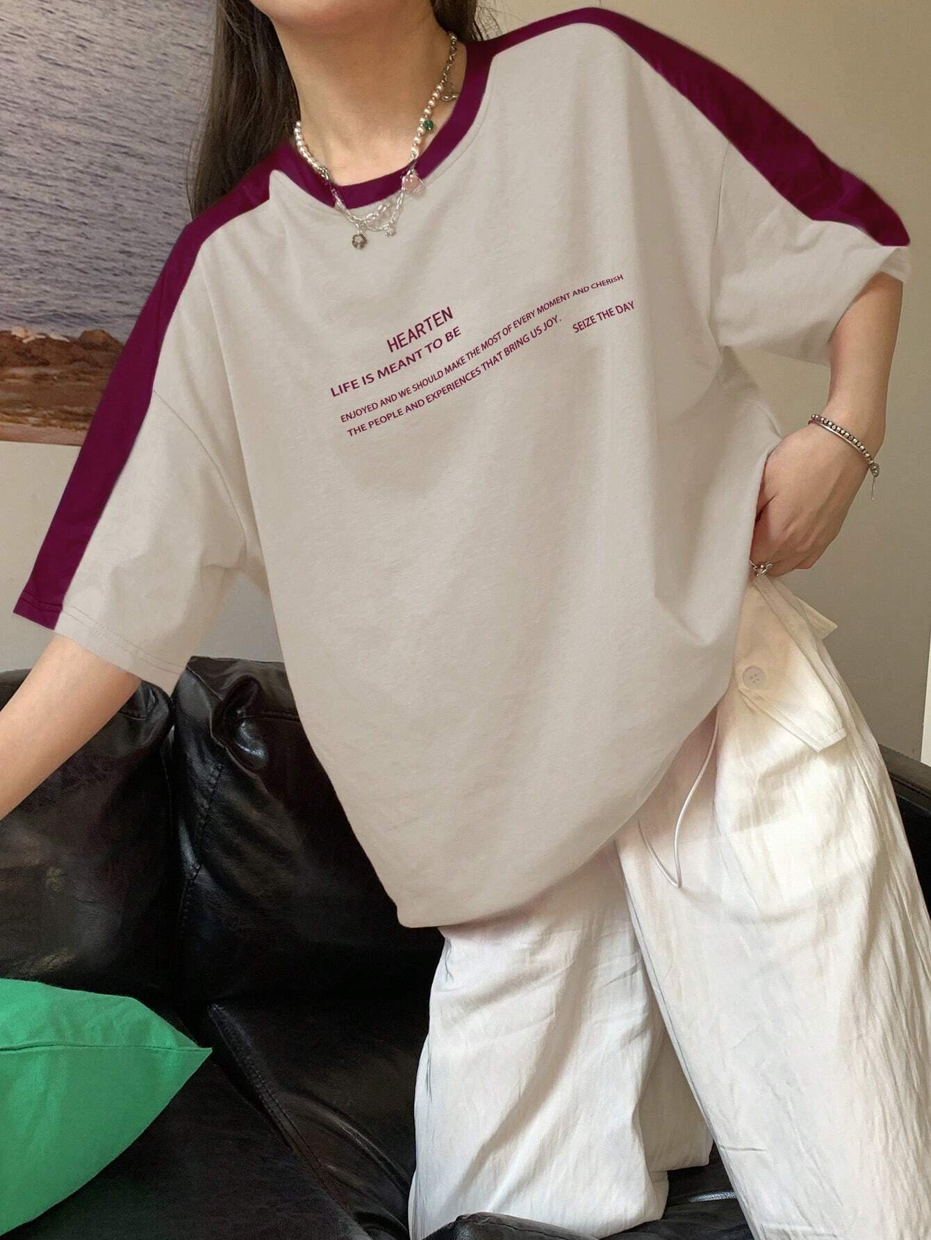 Pannel Sleeves with Graphics Tee_Beige