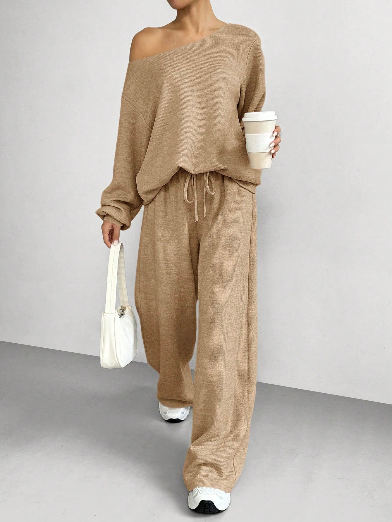 Boat Neck Solid color summer Tracksuit_Skin