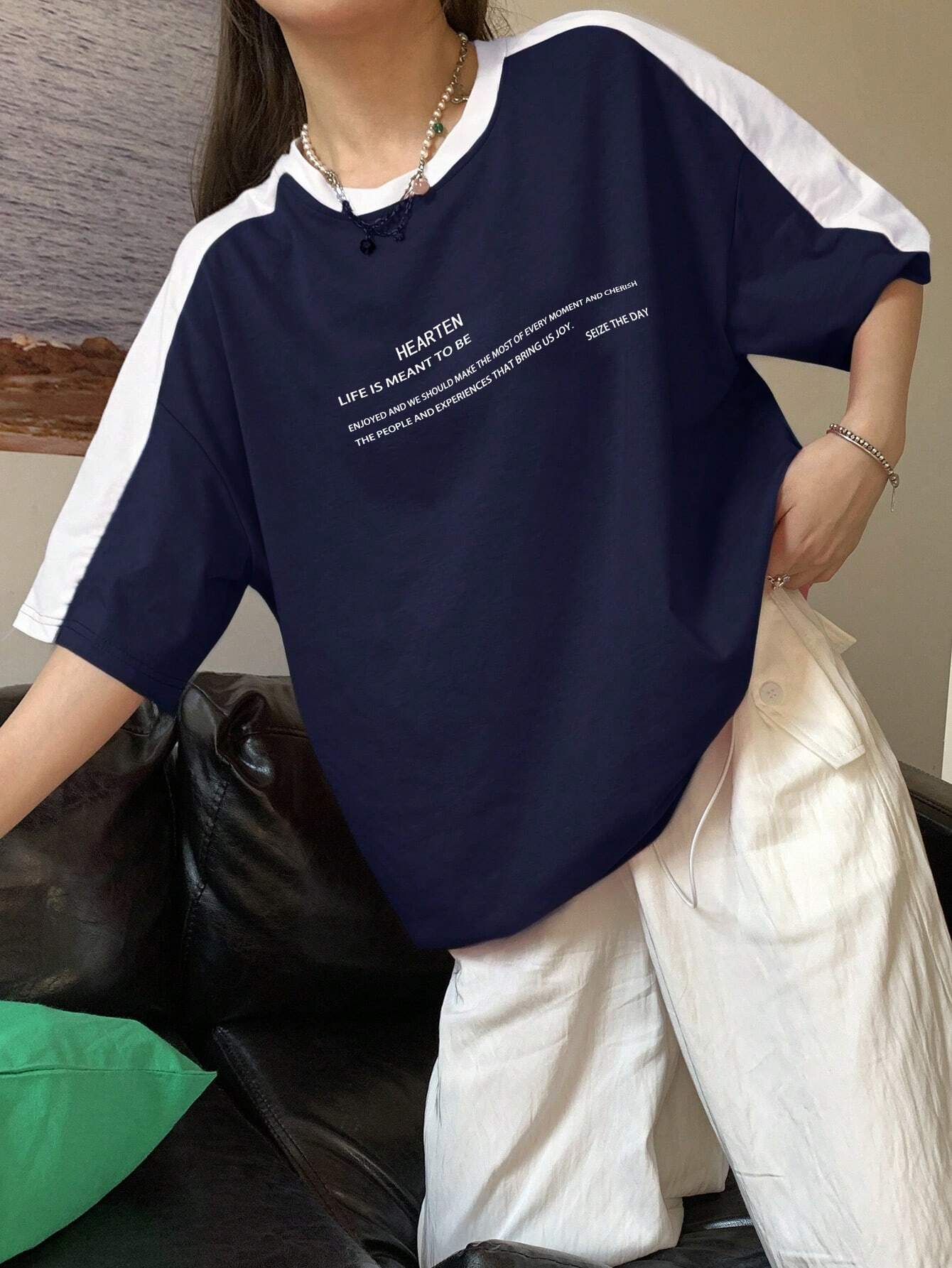 Pannel Sleeves with Graphics Tee_Navy