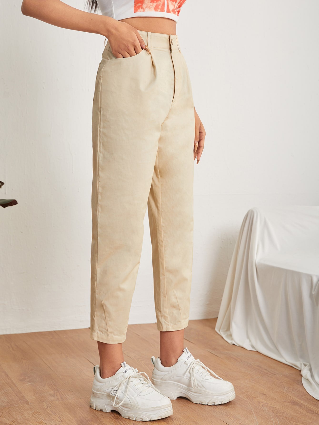 Solid Plicated Details Pant _ Off White