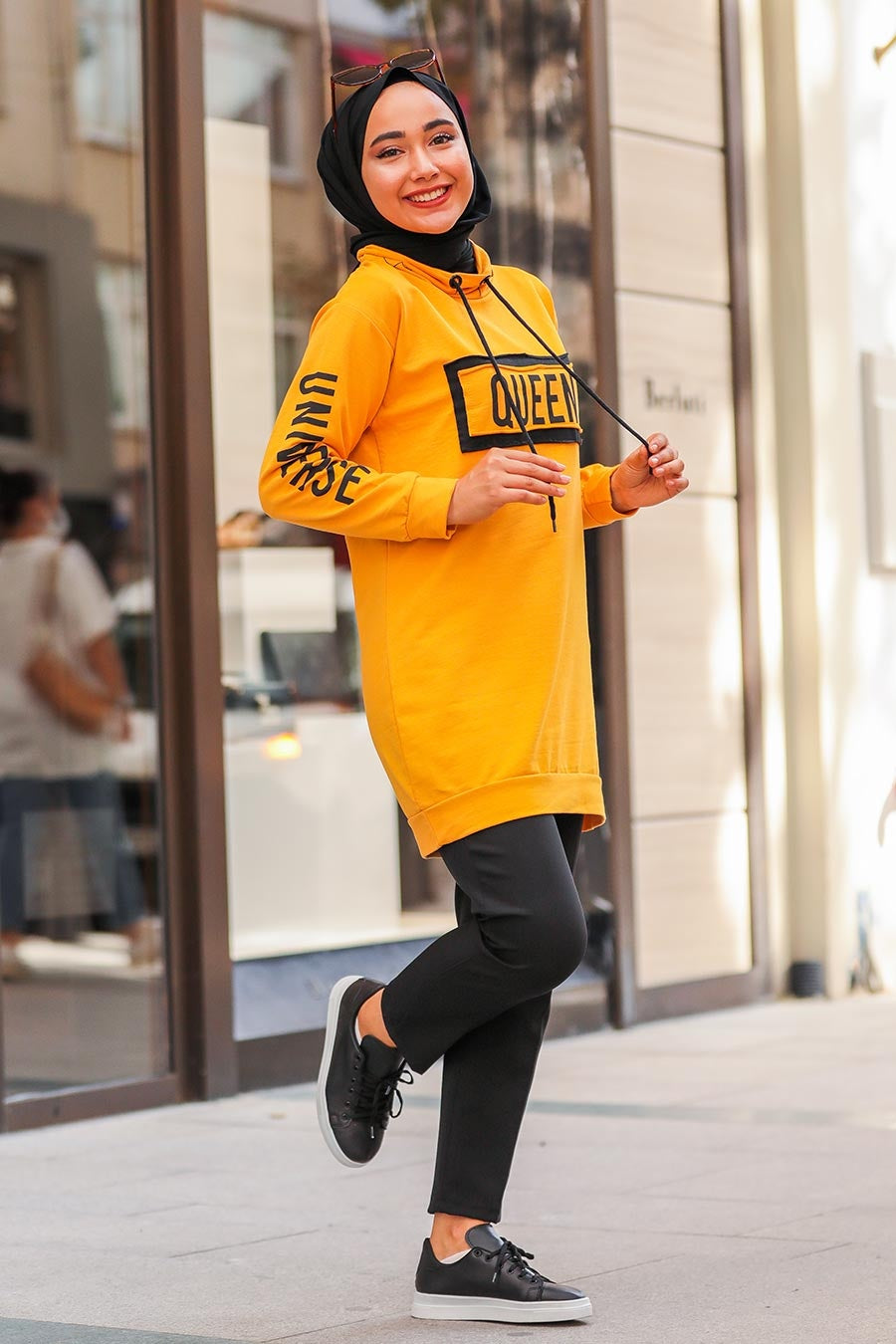 Queen High Neck Hoddie _ Mustard